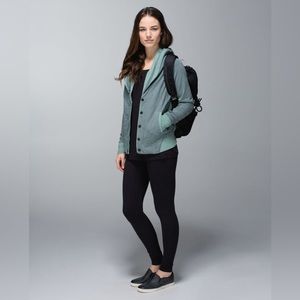 Lululemon To Class Jacket
Burlap Texture Deep Shore Earl Grey / Heathered Size 6